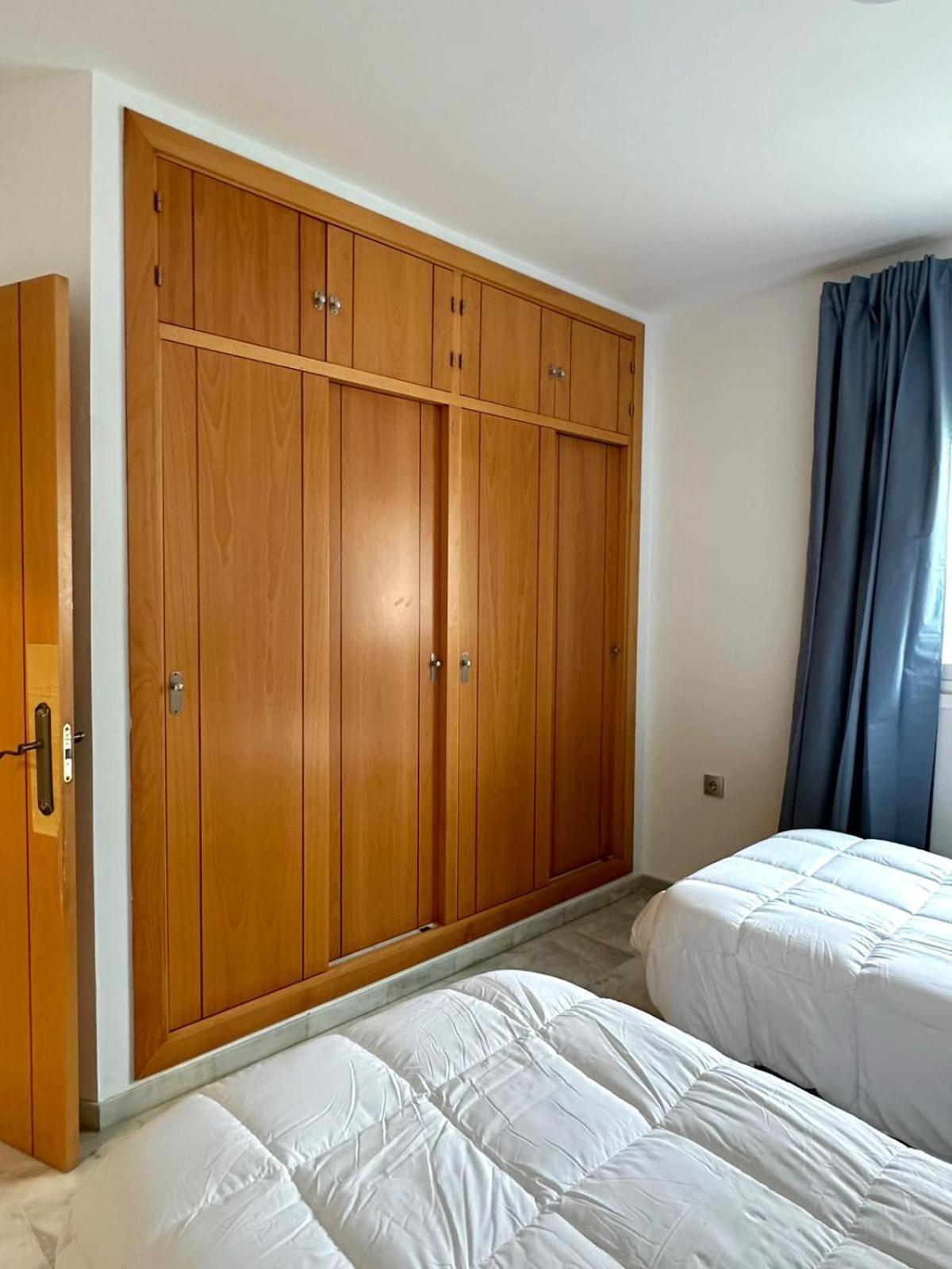 Apartahotel Dona Reyes 奇皮奥纳 外观 照片