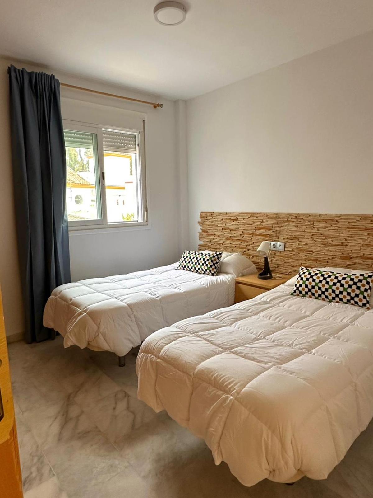 Apartahotel Dona Reyes 奇皮奥纳 外观 照片