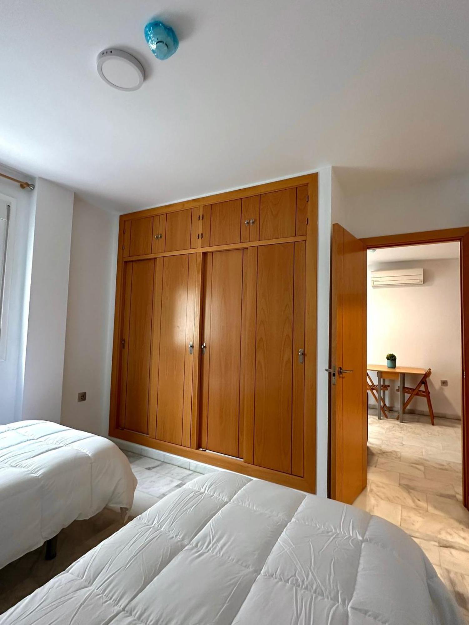 Apartahotel Dona Reyes 奇皮奥纳 外观 照片