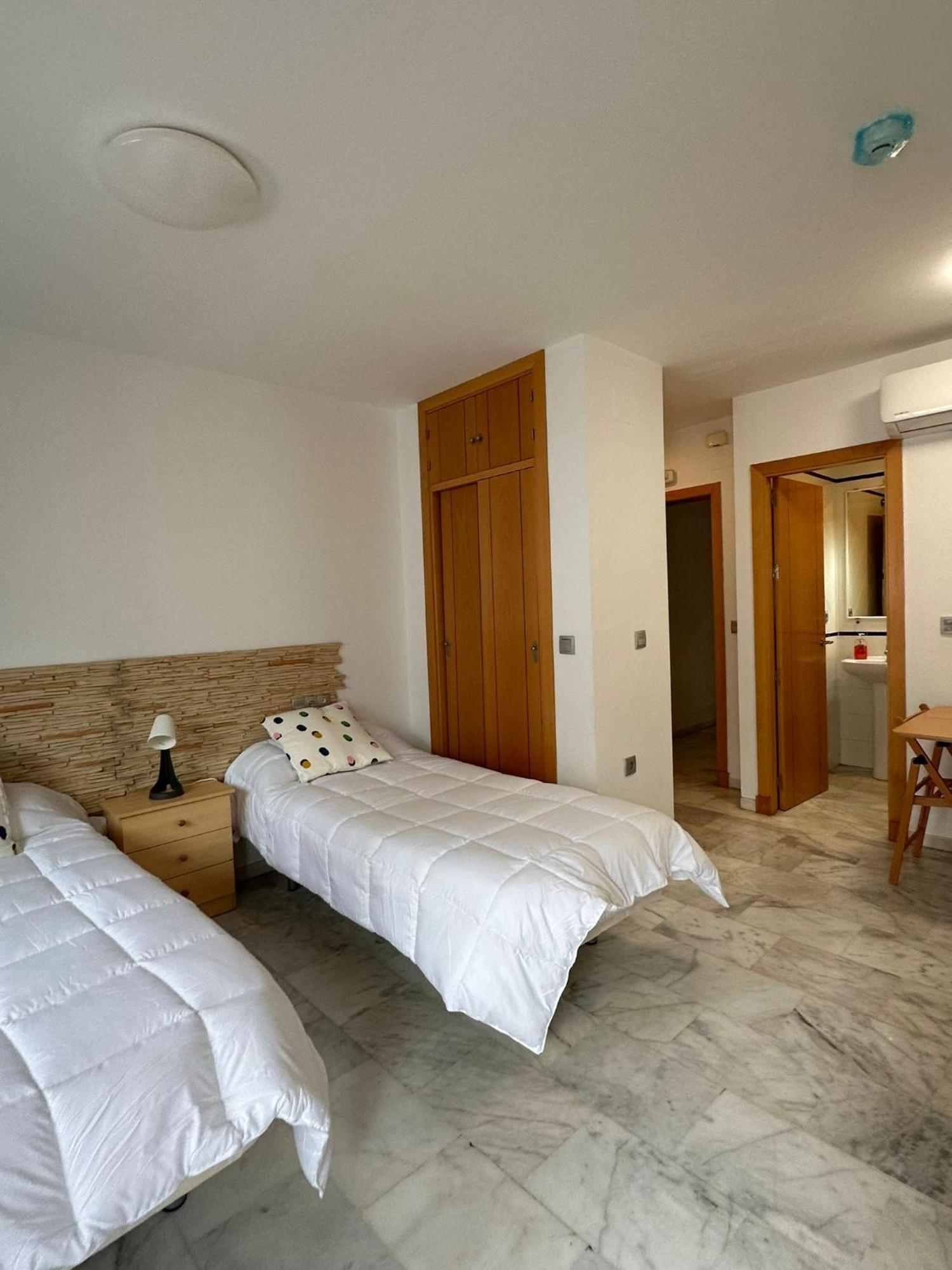 Apartahotel Dona Reyes 奇皮奥纳 外观 照片